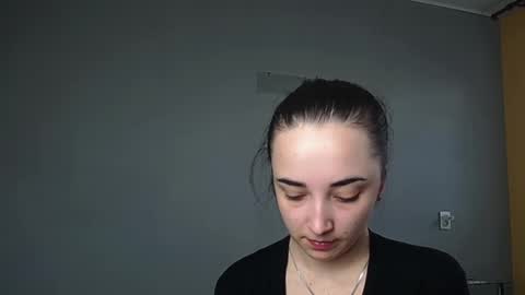 Olivia online show from March 26, 2026, 9:26 am