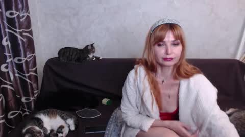 Olivia online show from September 9, 2025, 8:08 pm