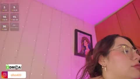Snapshot of olivia_s19 chatting on July 9, 2026, 4:27 am olivia_s19 online show from July 9, 2026, 4:27 am