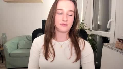 Snapshot of oliviaaa2003 chatting on September 15, 2025, 8:53 pm Oliwiaa2004 online show from September 15, 2025, 8:53 pm