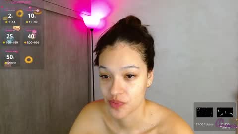 Snapshot of oliviabran_ chatting on June 2, 2026, 1:02 pm Olivia Bram online show from June 2, 2026, 1:02 pm