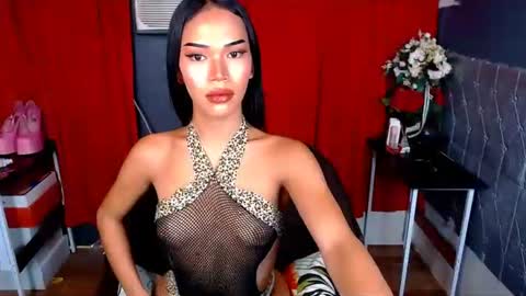 OLIVIA online show from October 20, 2025, 9:04 pm