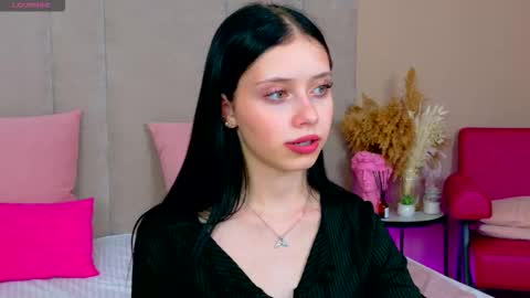 Olivia online show from September 11, 2025, 5:35 pm