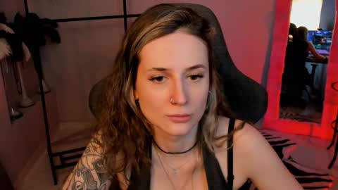 Liv online show from November 17, 2025, 9:59 am