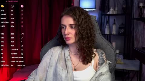 Snapshot of oliviamcclean chatting on April 9, 2026, 1:38 am Liv online show from April 9, 2026, 1:38 am