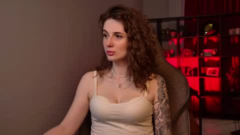 Snapshot of oliviamcclean chatting on May 27, 2026, 1:02 am Liv online show from May 27, 2026, 1:02 am
