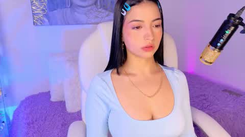 Olivia Mcneill  online show from February 7, 2026, 1:09 am