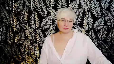 Snapshot of oliviaoskar_ chatting on May 10, 2026, 10:31 am Kelly online show from May 10, 2026, 10:31 am