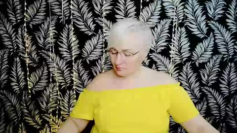 Snapshot of oliviaoskar_ chatting on May 28, 2026, 10:12 am Kelly online show from May 28, 2026, 10:12 am