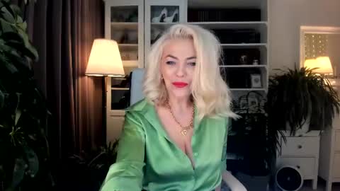 Snapshot of ollalla7 chatting on July 29, 2026, 3:43 pm ollalla7 online show from July 29, 2026, 3:43 pm