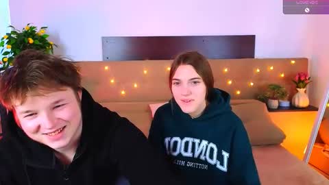 Olli and Stiw online show from March 28, 2026, 7:41 am