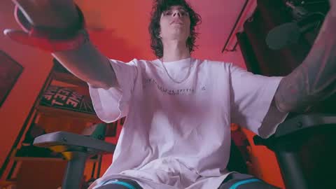     online show from April 15, 2026, 11:38 pm