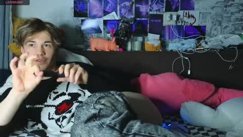 Tony online show from February 6, 2025, 8:34 pm