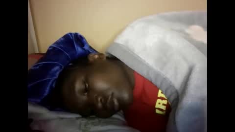 olwami4 online show from May 27, 2026, 3:25 am