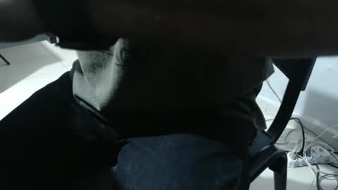 OlySantos online show from January 7, 2025, 1:24 pm