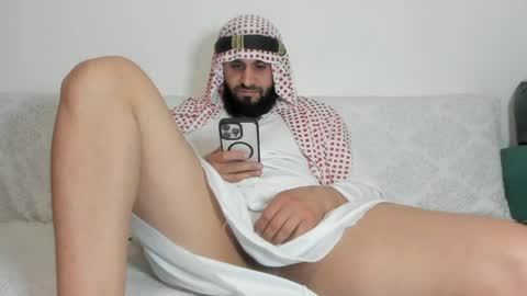 Omar online show from June 1, 2026, 8:32 pm