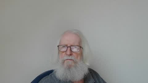 Somewhere over the rainbow online show from December 19, 2025, 8:21 am