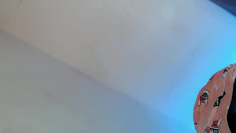 Snapshot of one_sweet_day18 chatting on February 13, 2025, 5:05 am jessy online show from February 13, 2025, 5:05 am