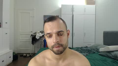 onebestlover online show from July 4, 2026, 10:43 am