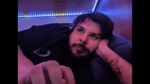 Snapshot of onecrew1 chatting on March 1, 2026, 3:58 pm onecrew1 online show from March 1, 2026, 3:58 pm