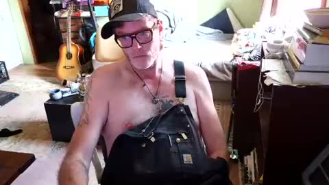 Snapshot of onehandwashestheother chatting on July 29, 2026, 6:39 pm onehandwashestheother online show from July 29, 2026, 6:39 pm