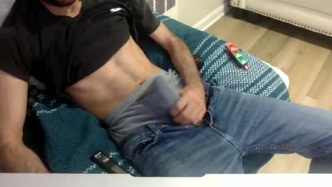 Snapshot of onehitwonder21 chatting on June 19, 2026, 5:17 pm onehitwonder21 online show from June 19, 2026, 5:17 pm
