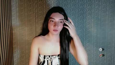 Snapshot of onelesslonelygirl69 chatting on May 6, 2026, 9:58 am KLIER online show from May 6, 2026, 9:58 am