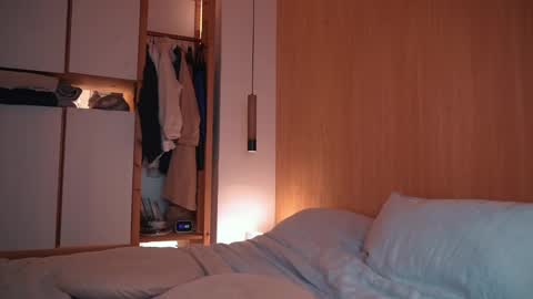 Snapshot of onelittlemermaid chatting on January 22, 2025, 9:43 pm Ariel online show from January 22, 2025, 9:43 pm