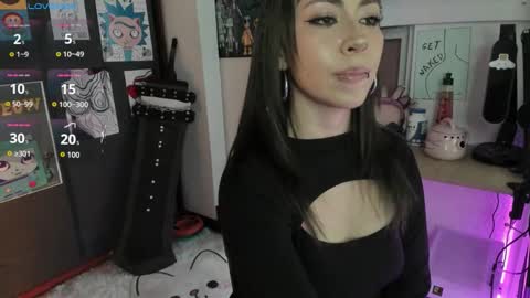 oni_dakotta online show from November 12, 2025, 4:40 pm