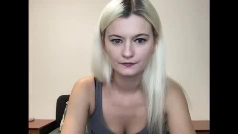 Onika online show from September 15, 2025, 9:59 pm