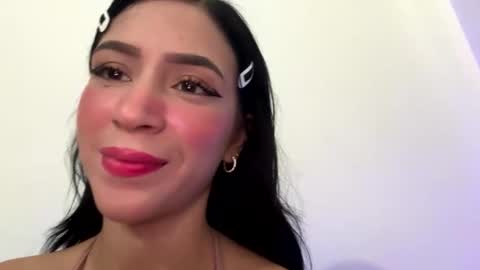 Snapshot of onlily chatting on February 1, 2026, 8:18 pm onlily online show from February 1, 2026, 8:18 pm