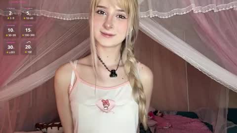 Snapshot of onlyeva1 chatting on May 15, 2026, 8:43 am Eva online show from May 15, 2026, 8:43 am