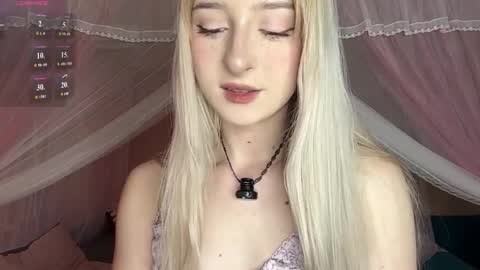 Snapshot of onlyeva1 chatting on June 10, 2026, 9:30 am Eva online show from June 10, 2026, 9:30 am