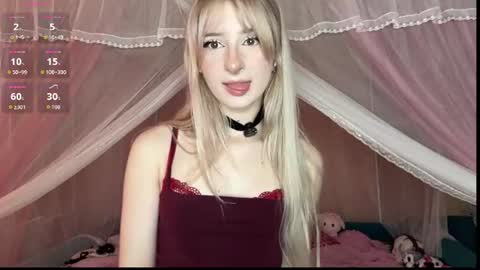 Snapshot of onlyeva1 chatting on August 2, 2026, 12:58 pm Eva online show from August 2, 2026, 12:58 pm