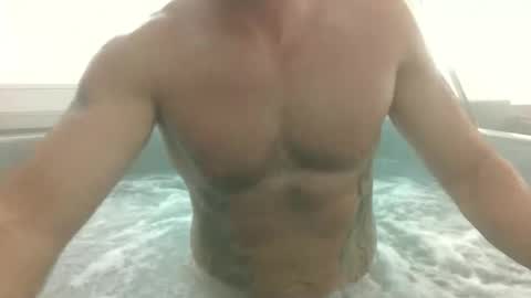 onlylooking4 online show from February 25, 2026, 6:39 pm