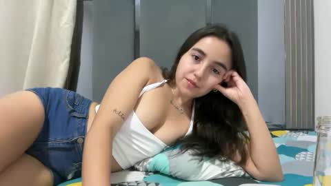 Snapshot of onlythem777 chatting on June 7, 2026, 11:19 pm PAREJA LATINA JOVEN MUY CACHONDOS online show from June 7, 2026, 11:19 pm