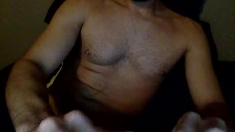 Snapshot of oofthatstuff chatting on November 25, 2025, 4:07 pm oofthatstuff online show from November 25, 2025, 4:07 pm