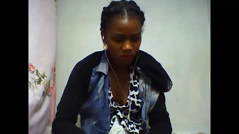 Snapshot of oooorazanasoa chatting on May 31, 2026, 6:09 pm oooorazanasoa online show from May 31, 2026, 6:09 pm