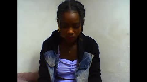 Snapshot of oooorazanasoa chatting on June 1, 2026, 8:49 am oooorazanasoa online show from June 1, 2026, 8:49 am