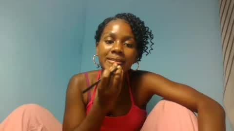 Snapshot of oooorazanasoa chatting on July 13, 2026, 5:05 pm oooorazanasoa online show from July 13, 2026, 5:05 pm