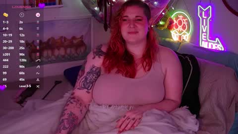 Snapshot of opalreigning chatting on February 25, 2026, 10:03 am Opal online show from February 25, 2026, 10:03 am