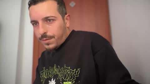 or online show from December 4, 2025, 10:57 am