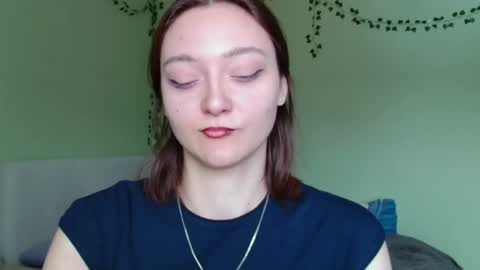 Melani  online show from February 6, 2026, 10:07 am