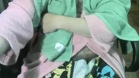 Ore online show from November 7, 2025, 4:34 am