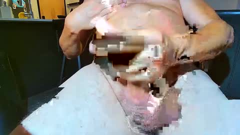 Snapshot of orgasmoutlet chatting on October 9, 2025, 1:25 am MapleSyrup online show from October 9, 2025, 1:25 am