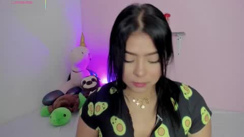 Miss Guzman  online show from November 14, 2025, 2:10 am