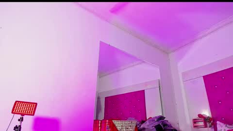 Oriana online show from December 9, 2024, 6:35 pm