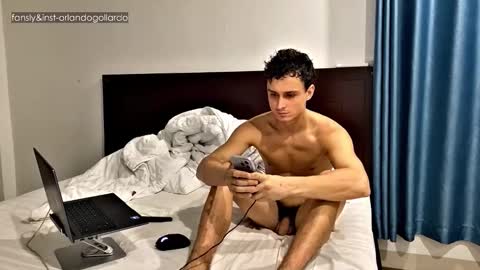 Fansly and Instagram -  online show from October 15, 2025, 1:44 pm