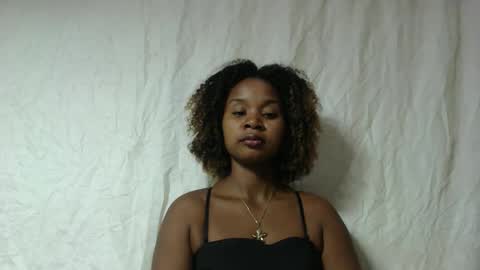 ornela138296 online show from April 27, 2026, 8:12 am