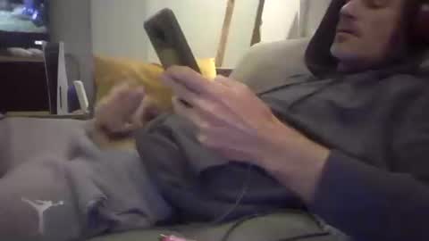 Snapshot of orwel09 chatting on December 20, 2024, 1:33 pm orwel09 online show from December 20, 2024, 1:33 pm